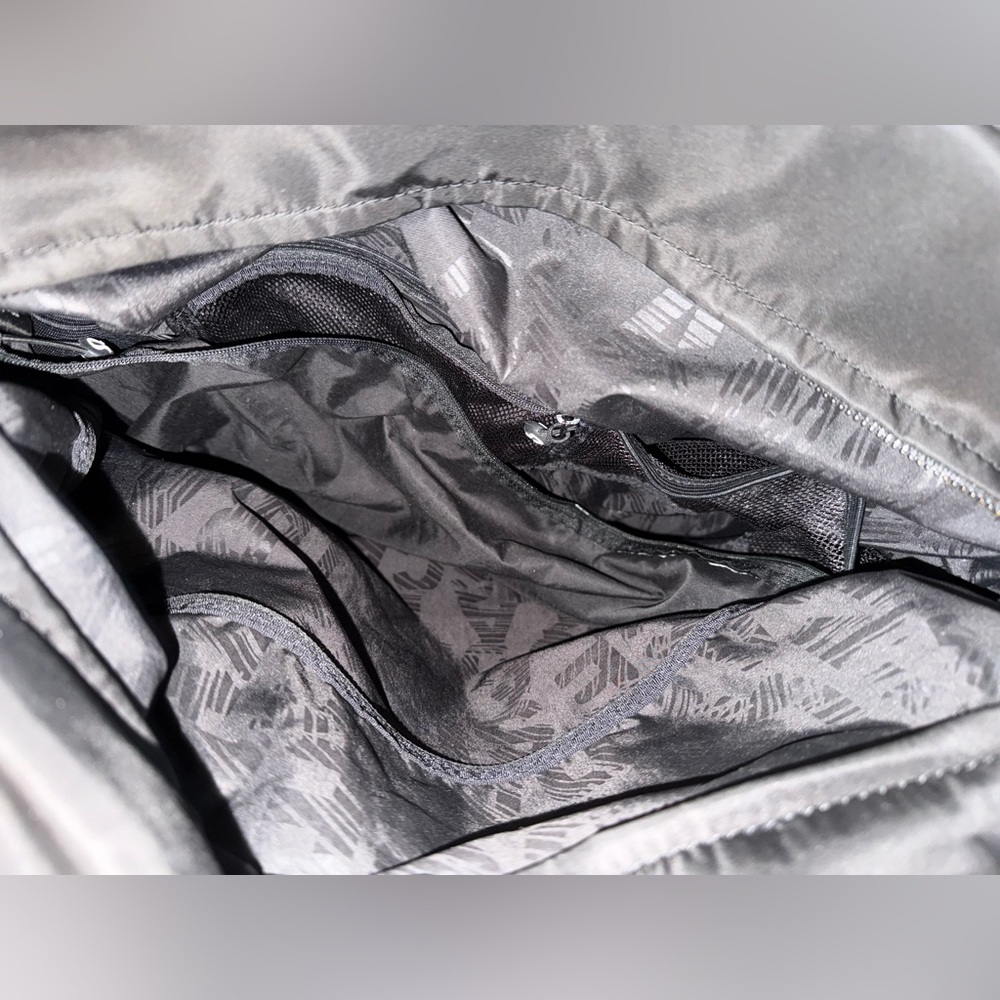 Lululemon Flow and Go Bag (Rare) - Picture 6 of 6